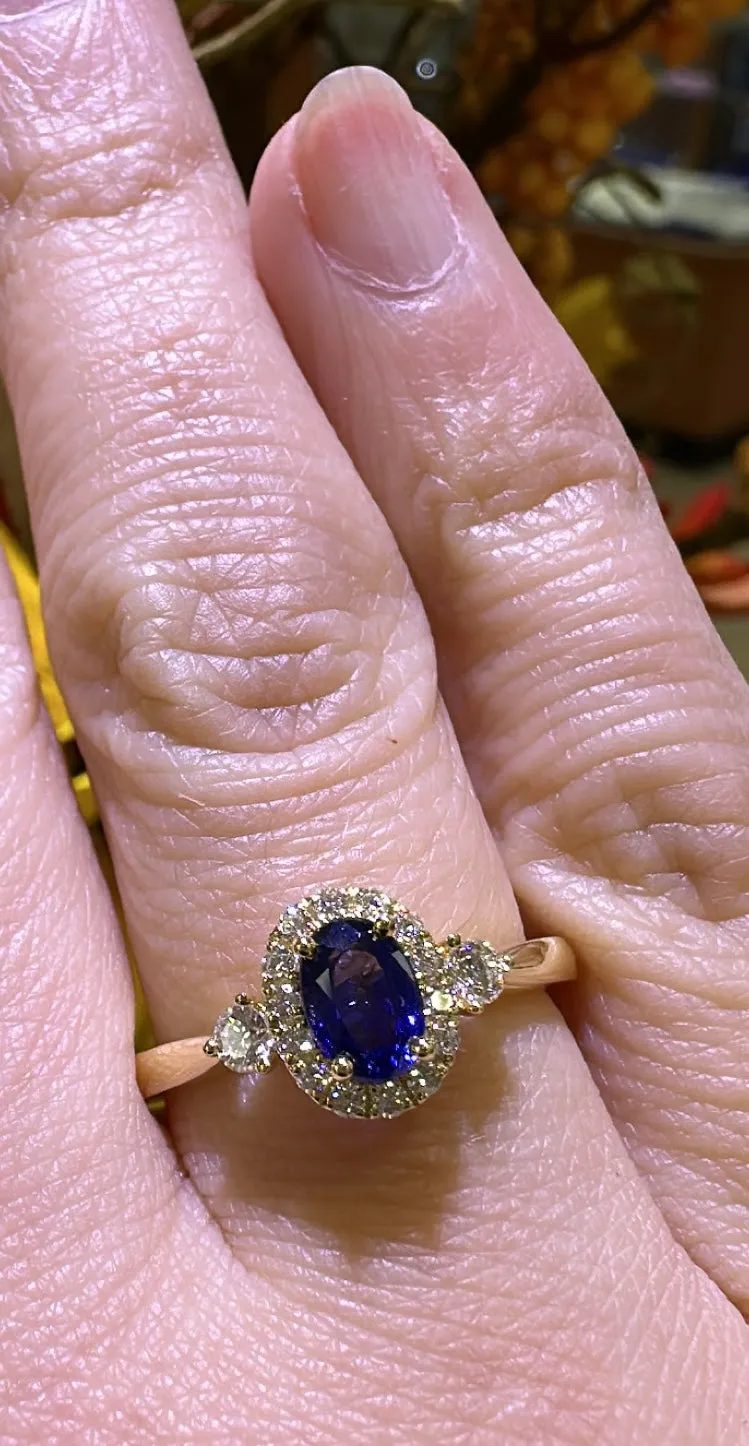 1.00ct tw Blue Sapphire & Diamond Three Stone Ring