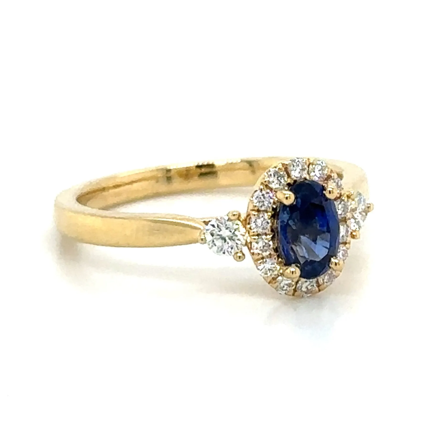 1.00ct tw Blue Sapphire & Diamond Three Stone Ring