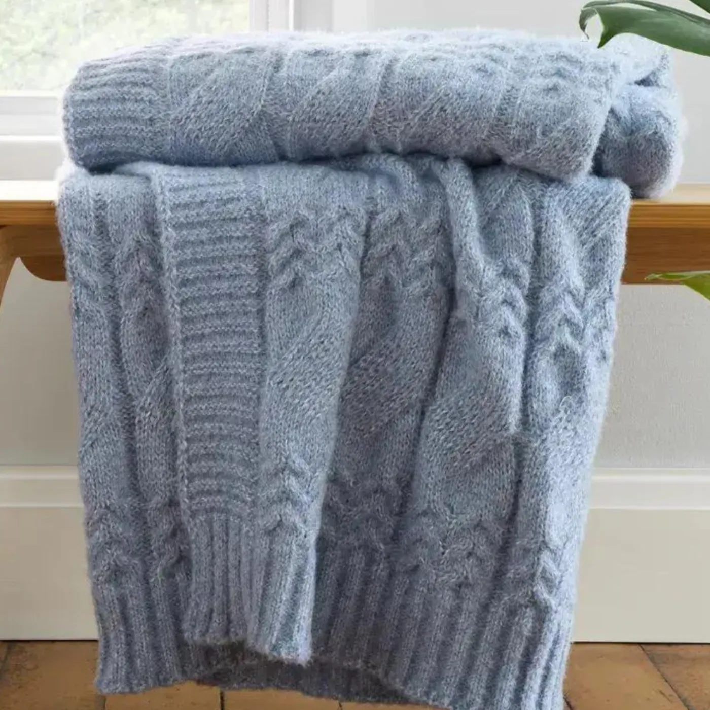 Bianca Cable Knit Throw