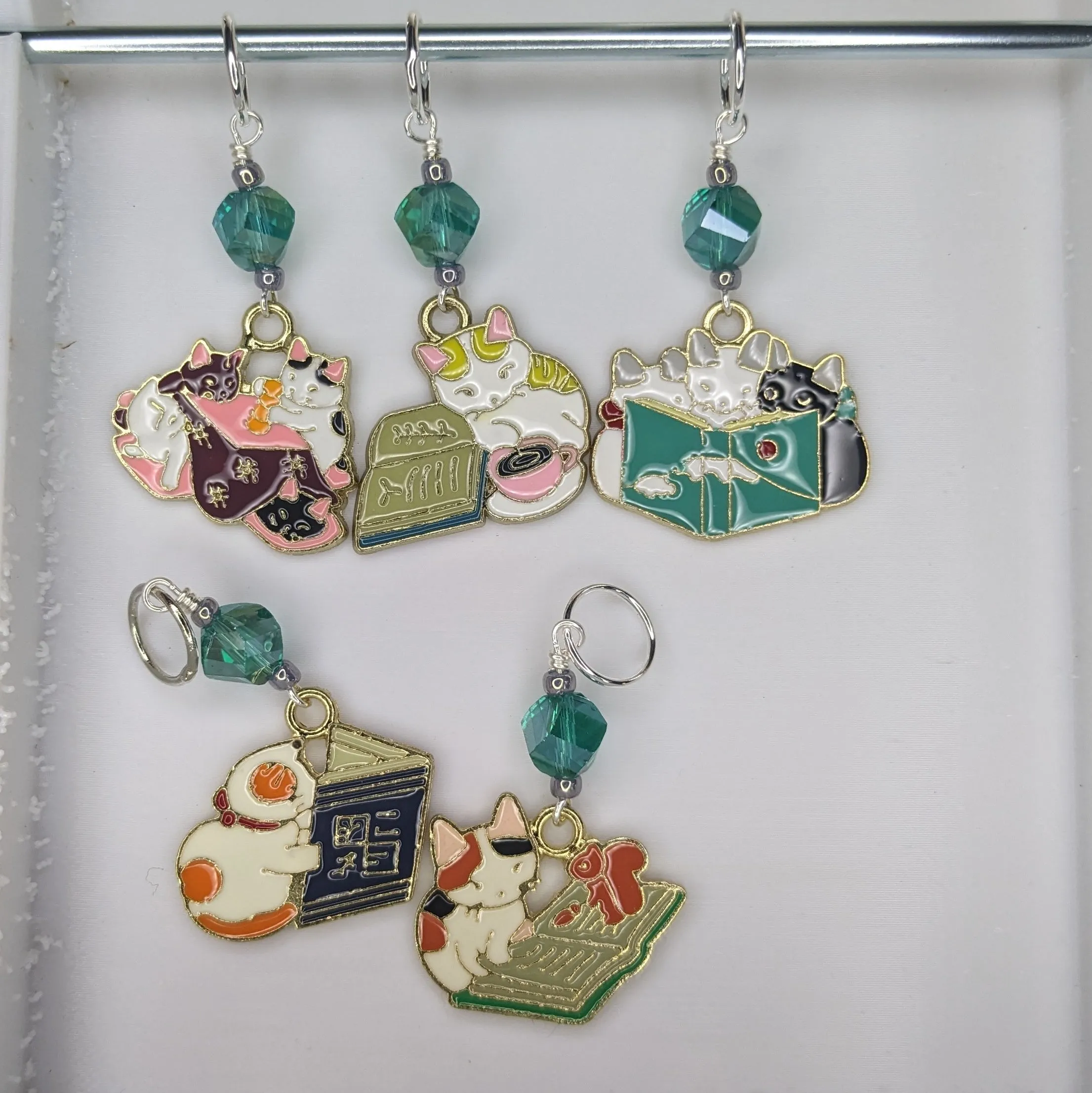 Cozy Kittens Stitch Markers & Earrings