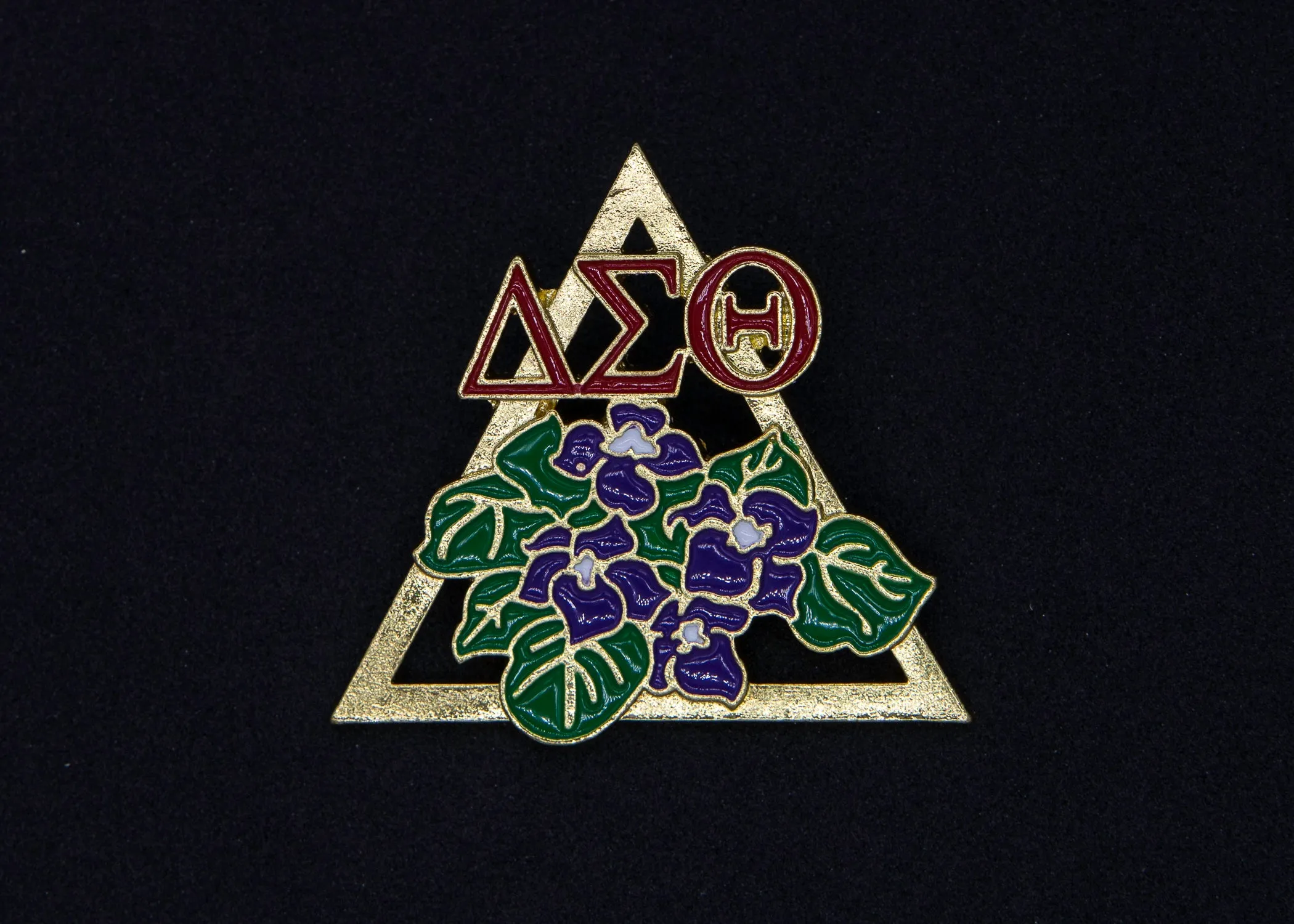 DST Pyramid Pin w/Violet