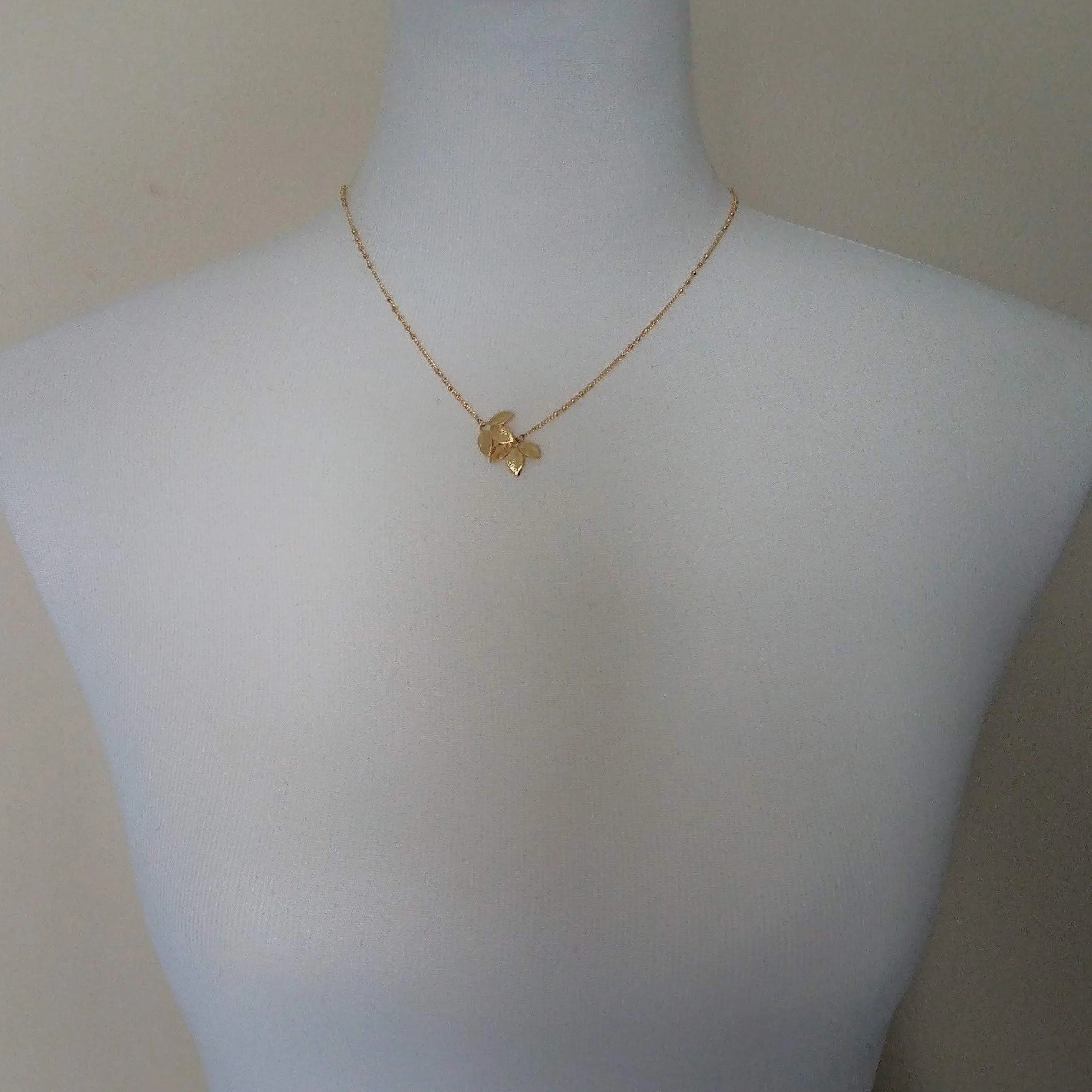 Gold Leaf Necklace, small gold leaves pendant, connected leaves necklace, simple gold leaf necklace, beaded gold satellite chain tiny dainty