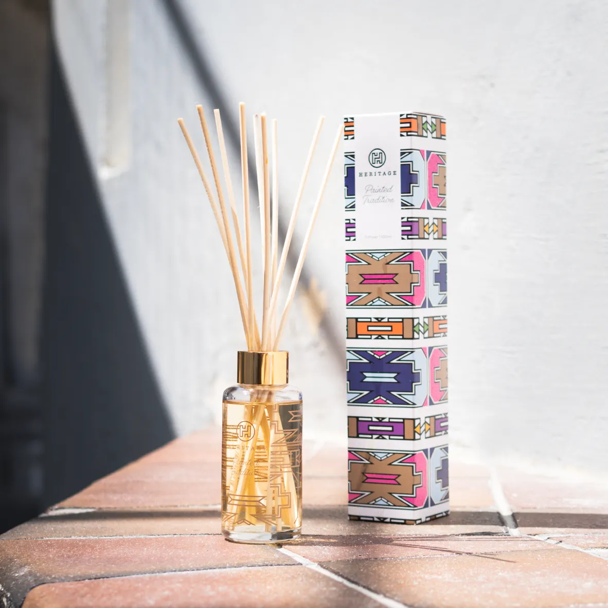 Heritage Small Diffuser - Painted Tradition