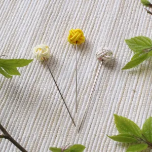 Iida Mizuhiki Sewing Pins, Yellow