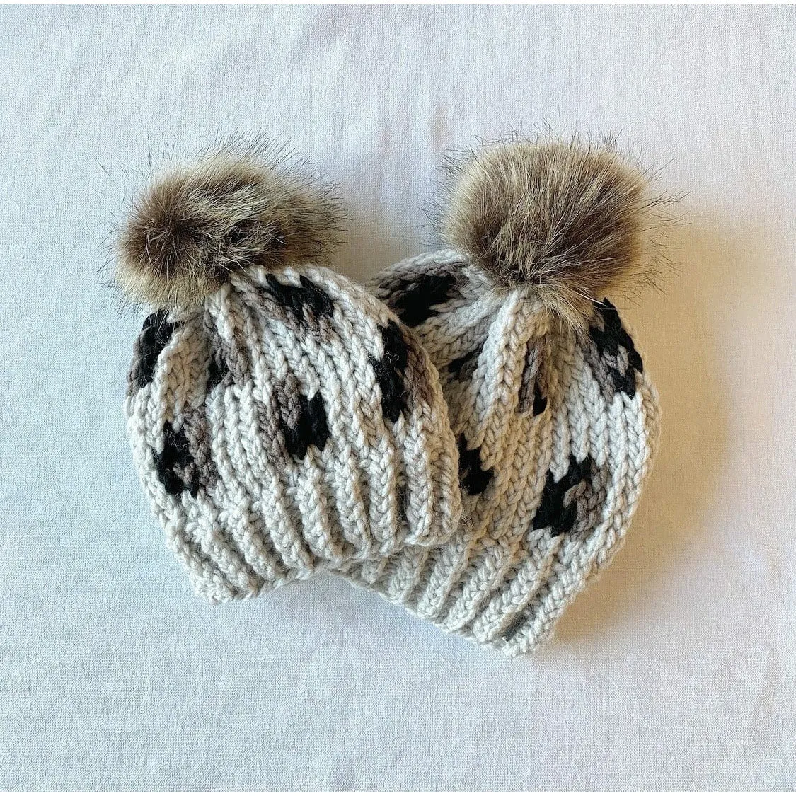 Knit Pom Pom Toque