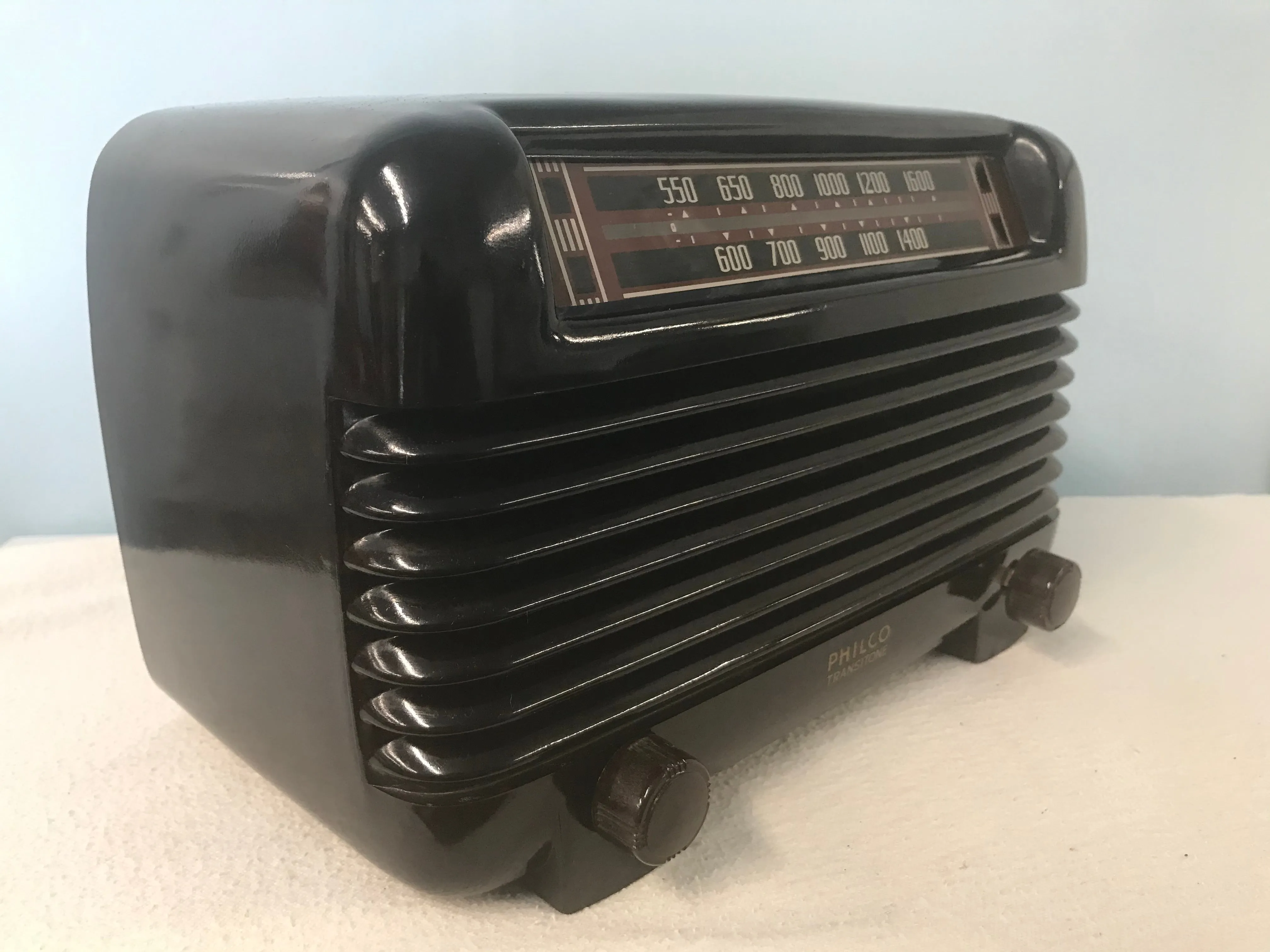 Philco 41-250 Tube Radio With Bluetooth input.