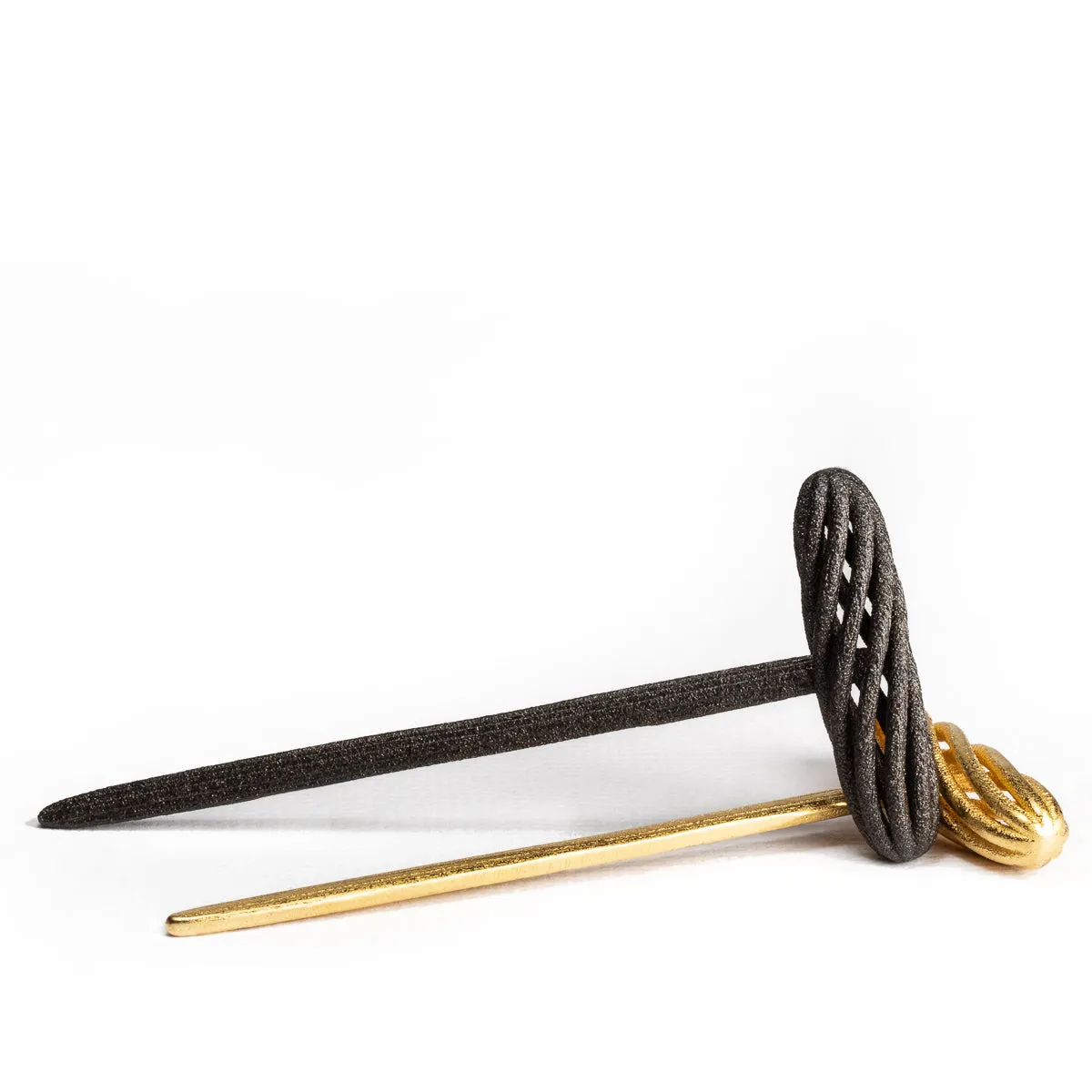 Porterness Studio Steel Twist Shawl Pin In Gold