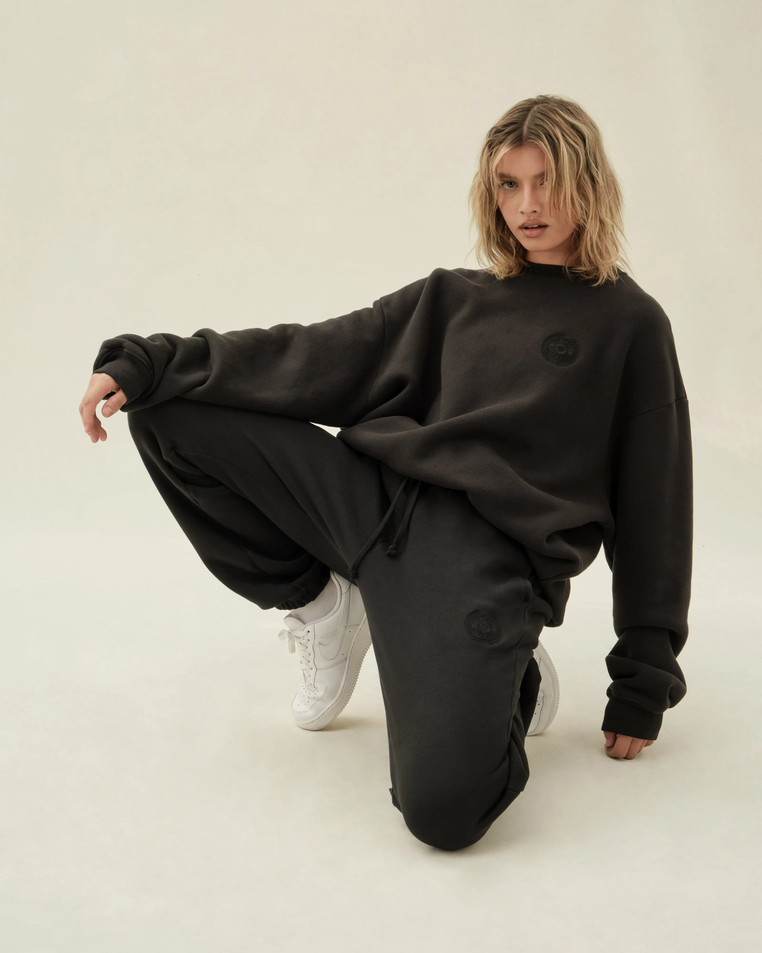 Vitals Crew in Vintage Black